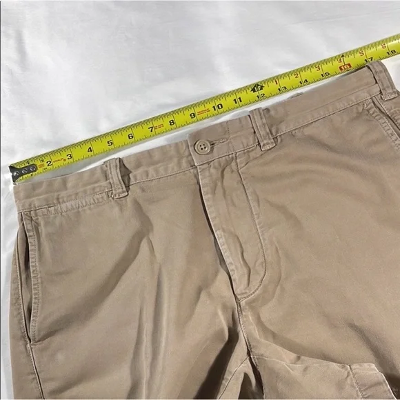 J. Crew Men’s Khaki 5" Inseam Chino Shorts - Size 34 - Picture 7 of 11